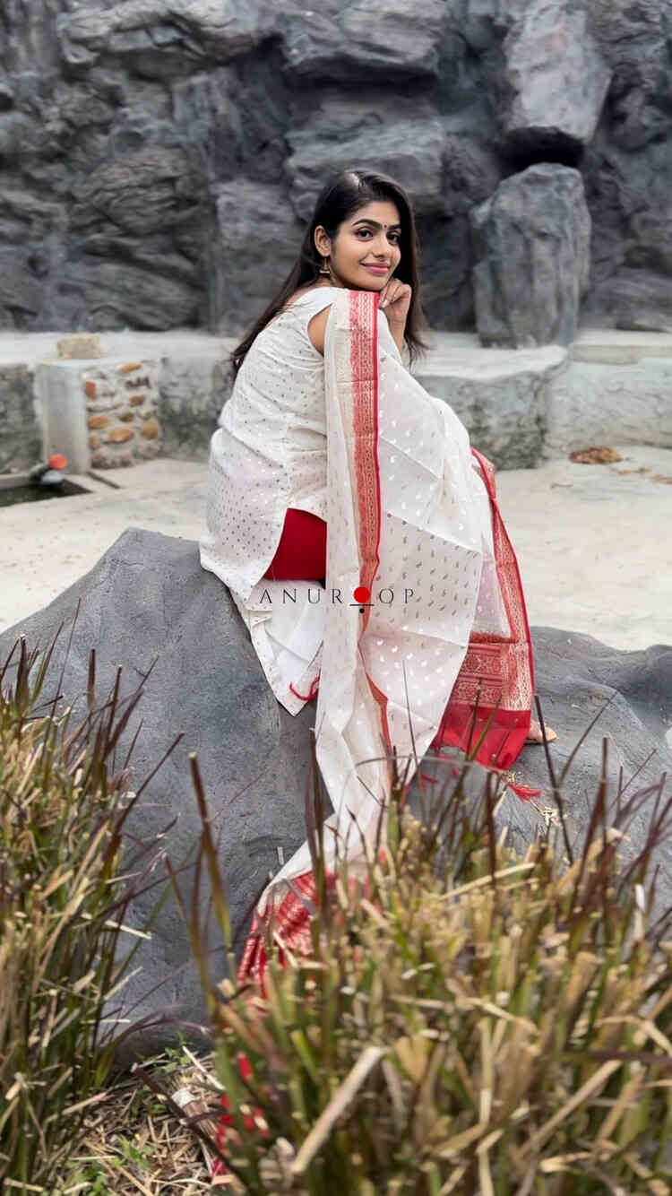 Deepika - Image 10