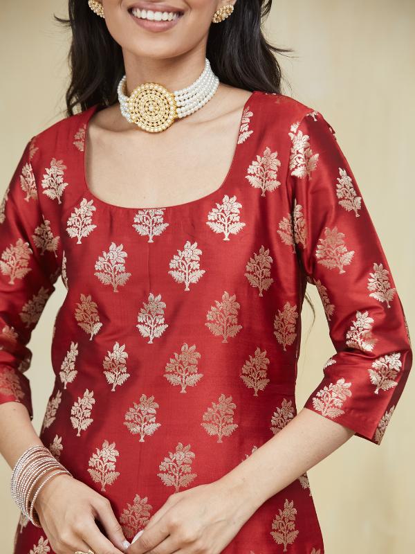 EOSS Creamy Maroon Banarsi Silk Stitched Suit - Image 5