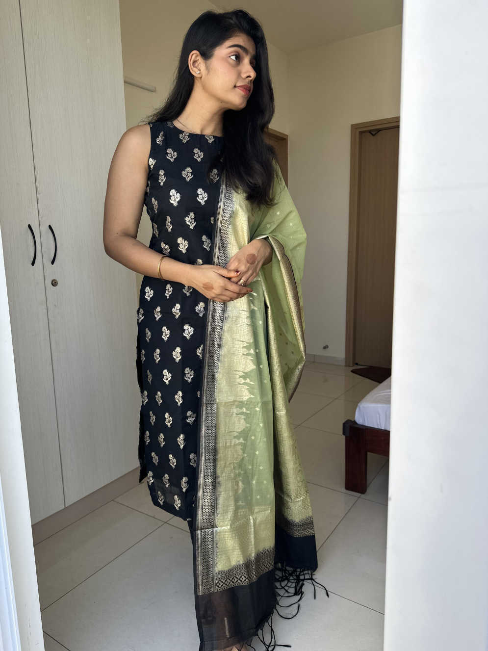 Florence Stitched Suit Set - Image 3