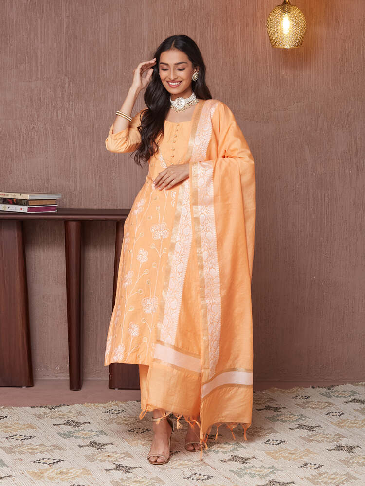 EOSS Sarah Stitched Suit - Image 4