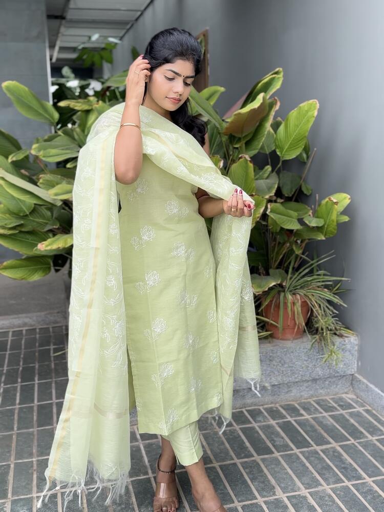 Zinnia Stitched Suit Set - Image 3